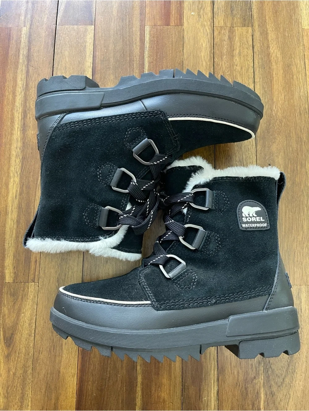SOREL Women's Tivoli V Waterproof Boot size 8